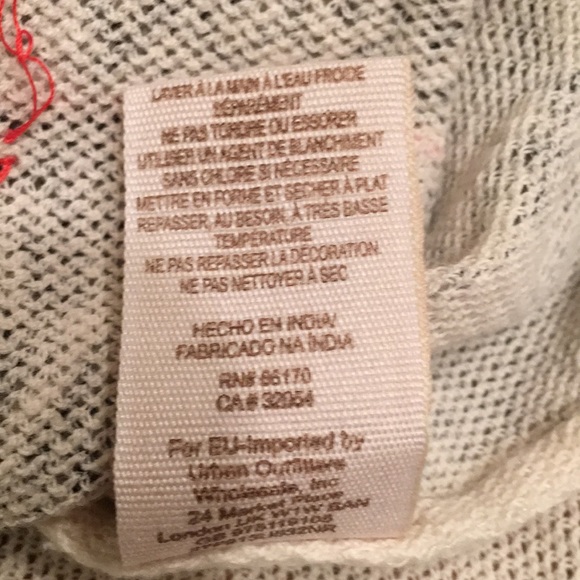 Free People very roomy tank with sequins - Picture 8 of 8